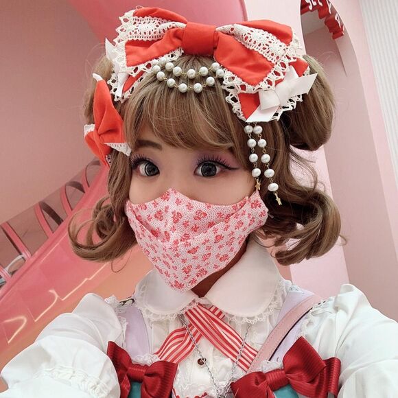 Handmade fabric face mask - Picture 3 of 3